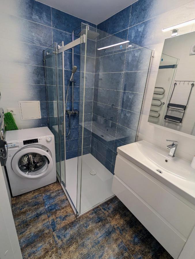 Lovely 2-Bedroom Flat In The Heart Of دروسكينينكاي المظهر الخارجي الصورة