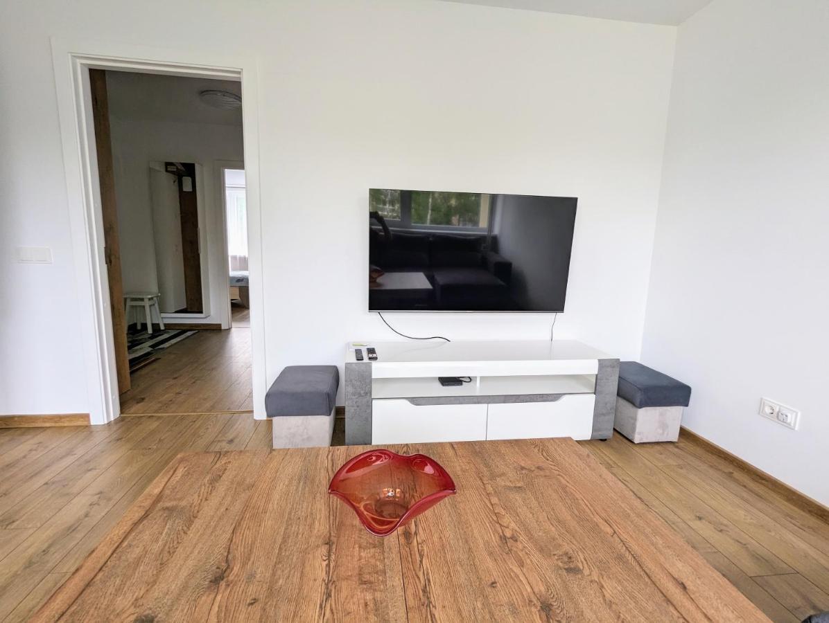 Lovely 2-Bedroom Flat In The Heart Of دروسكينينكاي المظهر الخارجي الصورة