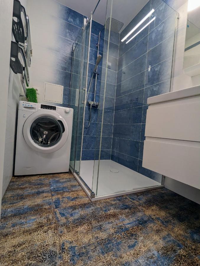 Lovely 2-Bedroom Flat In The Heart Of دروسكينينكاي المظهر الخارجي الصورة